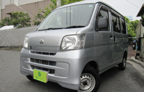 ダイハツハイゼットカーゴ<br>デラックスリミテッド 1オーナー キーレス パワーウインドウ LEDヘッドライト<br>
装備充実のDXリミテッド! 1オーナーで禁煙車両☆ キーレス LEDヘッドライト パワーウインドウ 5D フルフラットカーゴ