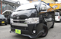 トヨタハイエースバン<br>ロングDX GLパッケージ 6型 アドブルーディーゼル4WD 寒冷地仕様 左右両開き5ドア 3人乗り LEDヘッドライト フォグ キーレス フルセグナビ バックカメラ 連動ETC スライド小窓 ガラスフィルム<br>6型 4WD LEDフォグ スライド小窓 メッキミラ ビルトインナビ連動ETC バックカメラ 16インチホイール リアヒーター